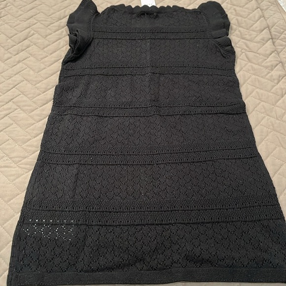 babyGap Black Crochet Sweater Dress/NWT/4 years - Picture 10 of 10
